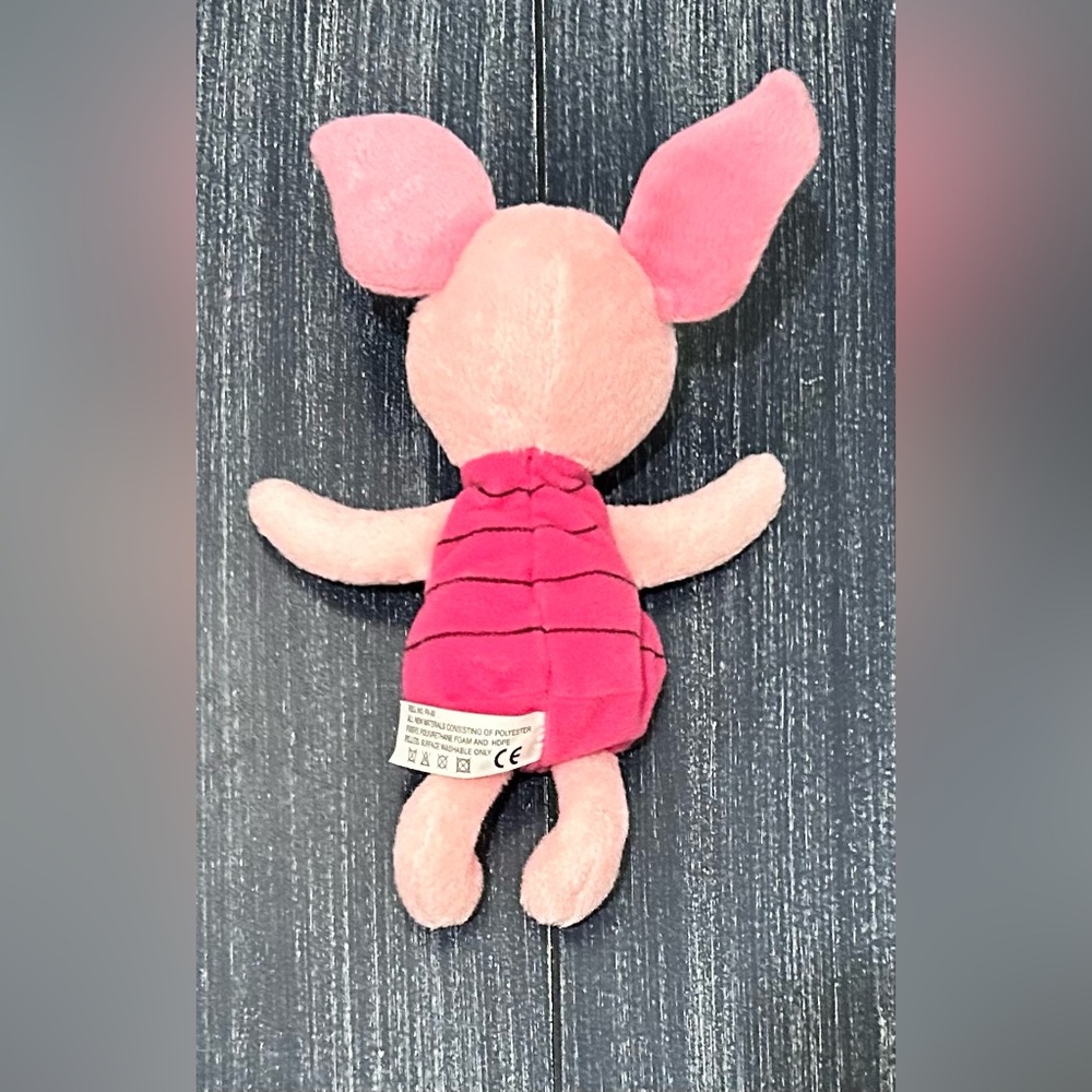Stuffed Piglet - Picture 3 of 3